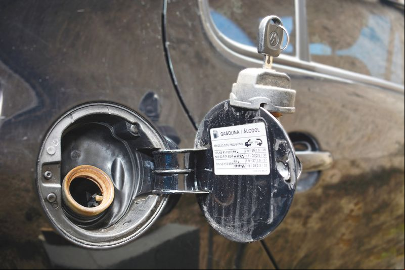 Petrobras anuncia redução de R$ 0,17 no litro da gasolina para distribuidoras