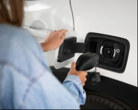 Crea recomenda proibição da recarga de carros elétricos em garagens de prédios | Jornal A Voz da Serra