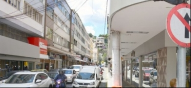 Agentes de trânsito recuperam moto roubada | A Voz da Serra
