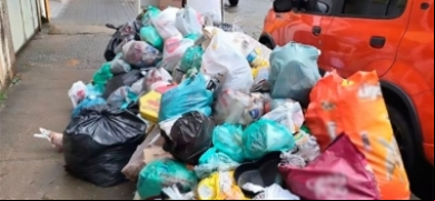Moradores do Paissandu denunciam descarte irregular de lixo nas calçadas | A Voz da Serra